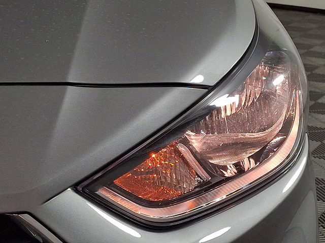 Used 2022 Hyundai Accent SEL FWD image 12