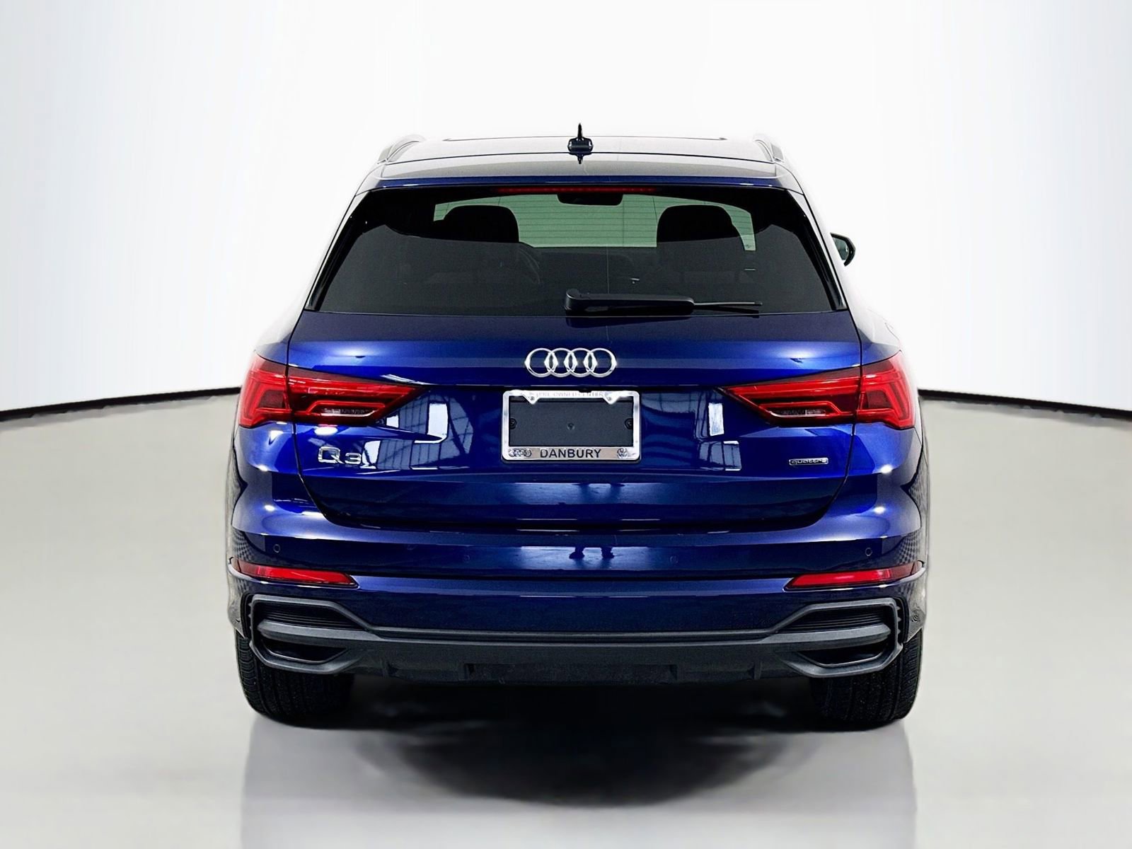 Certified 2025 Audi Q3 2.0T Premium Plus w/ Premium Plus Package image 10