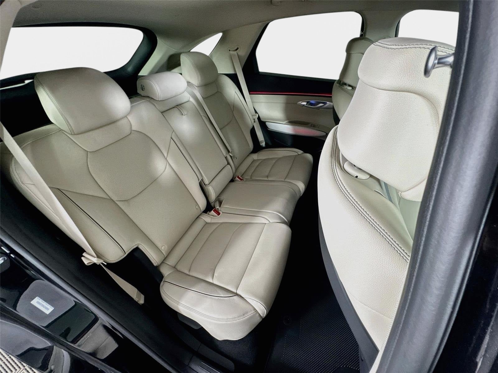 New 2027 Genesis GV70 2.5T Advanced AWD/4WD image 29
