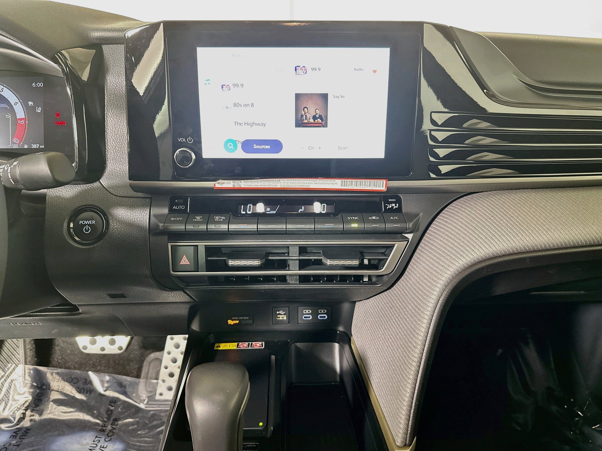 Certified 2026 Toyota Camry SE FWD image 24