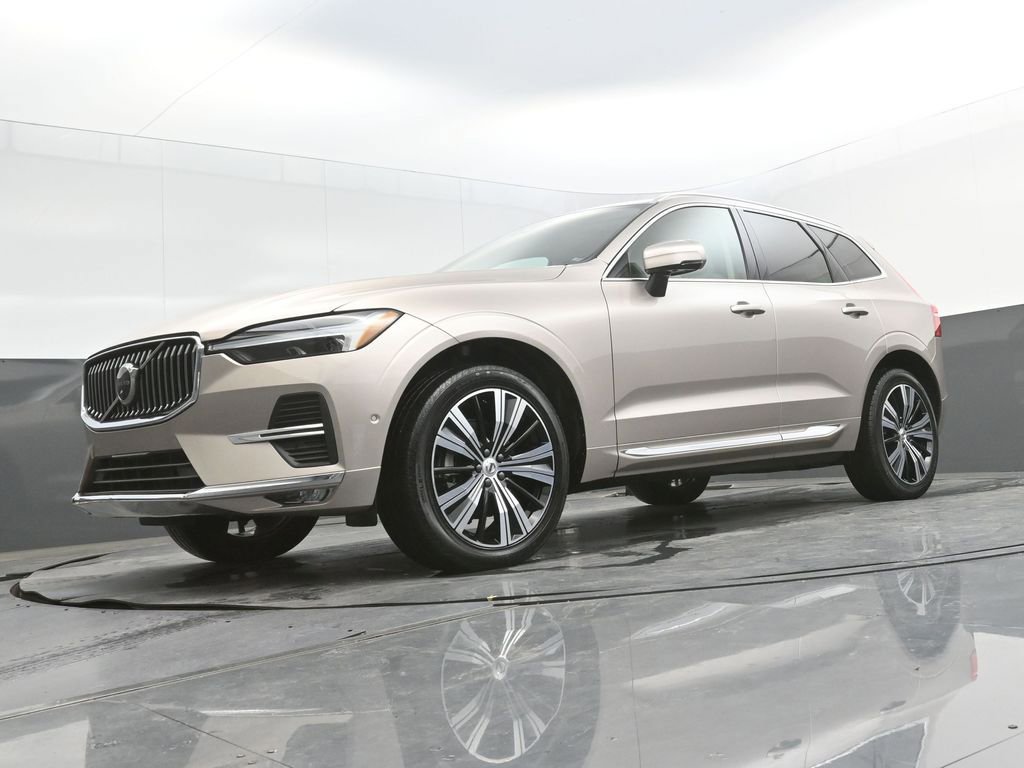 Certified 2023 Volvo XC60 B5 Plus image 31