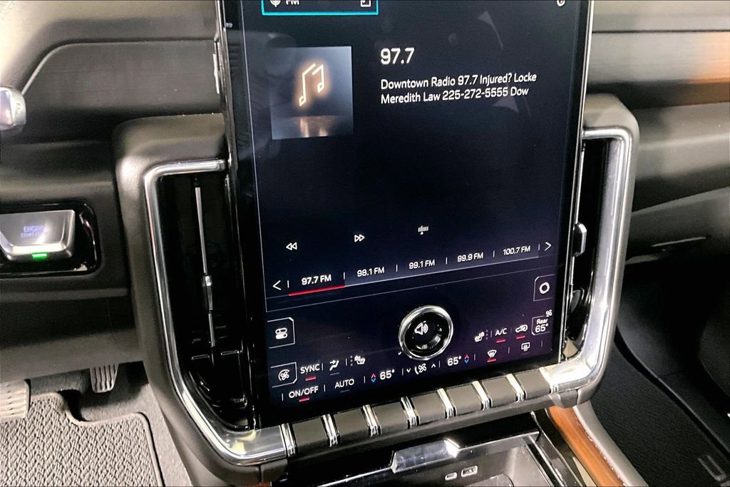 Used 2025 GMC Yukon Denali image 25