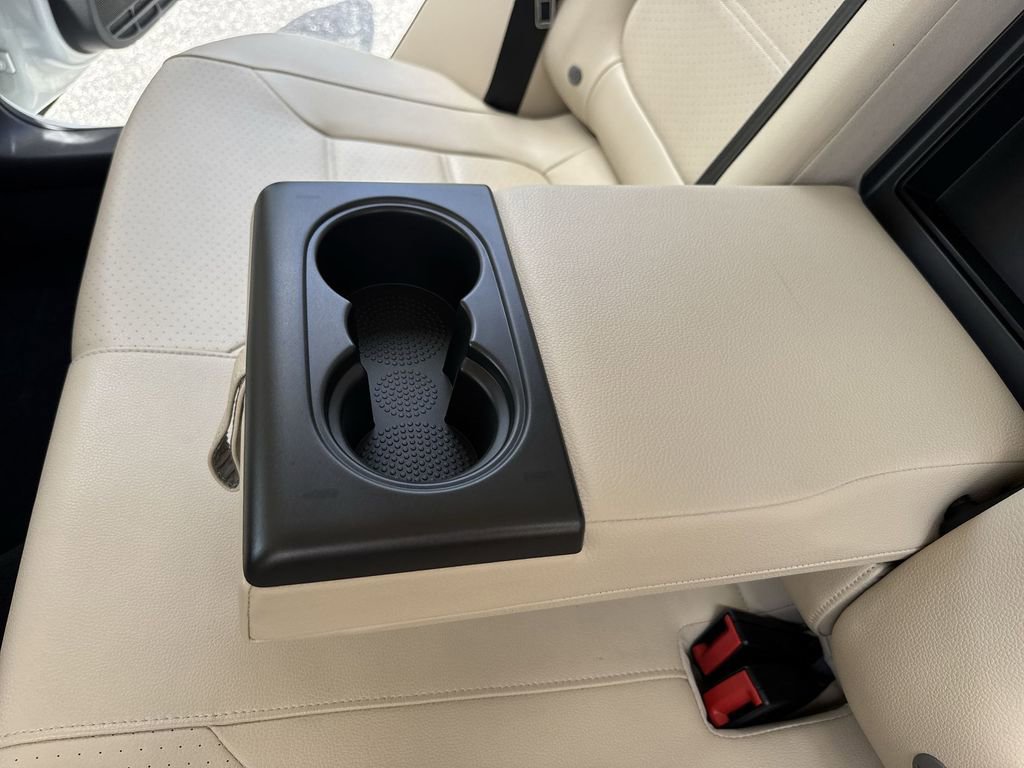 Used 2017 Volkswagen Jetta SE FWD image 38