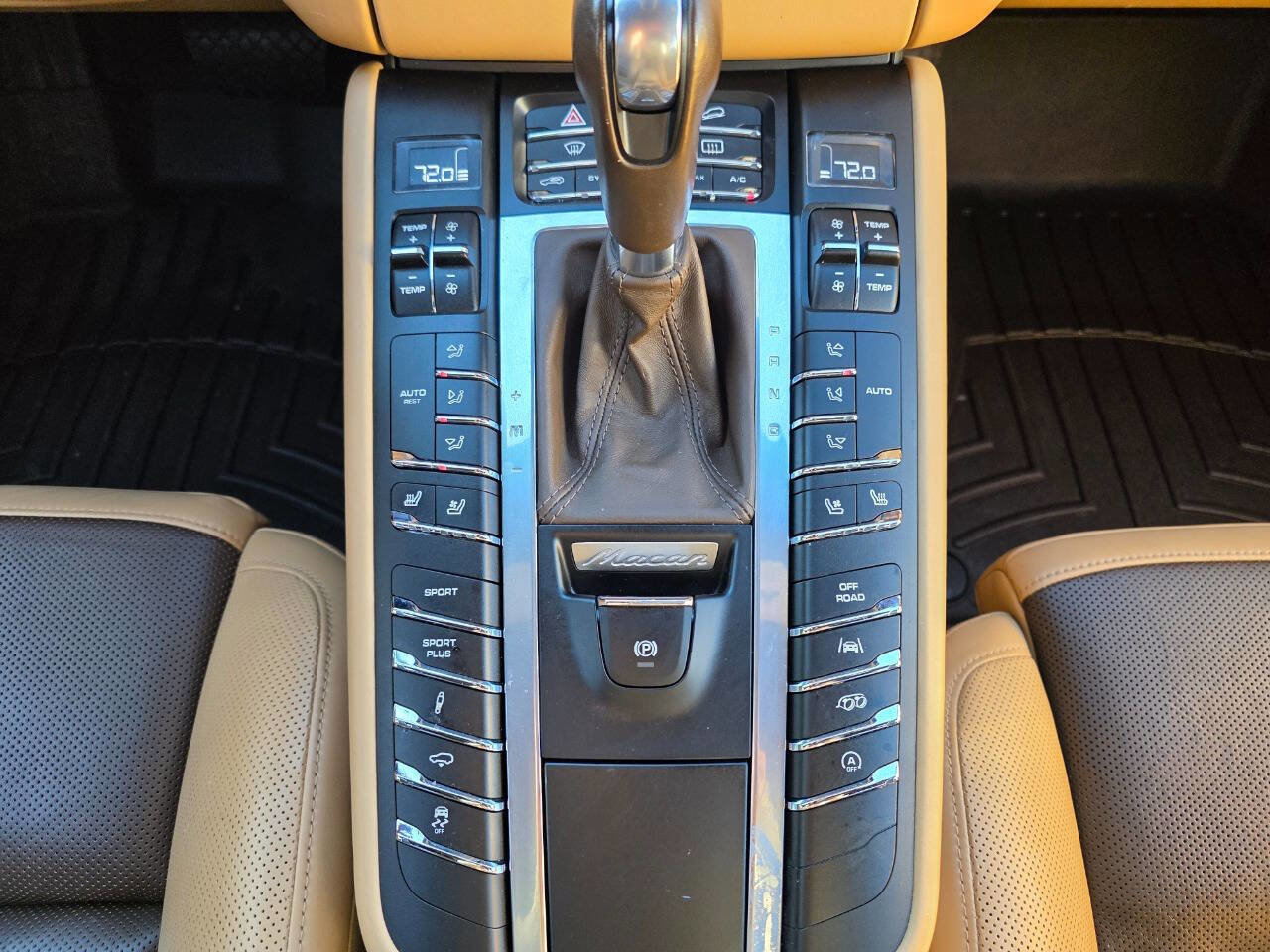 Used 2017 Porsche Macan GTS image 30