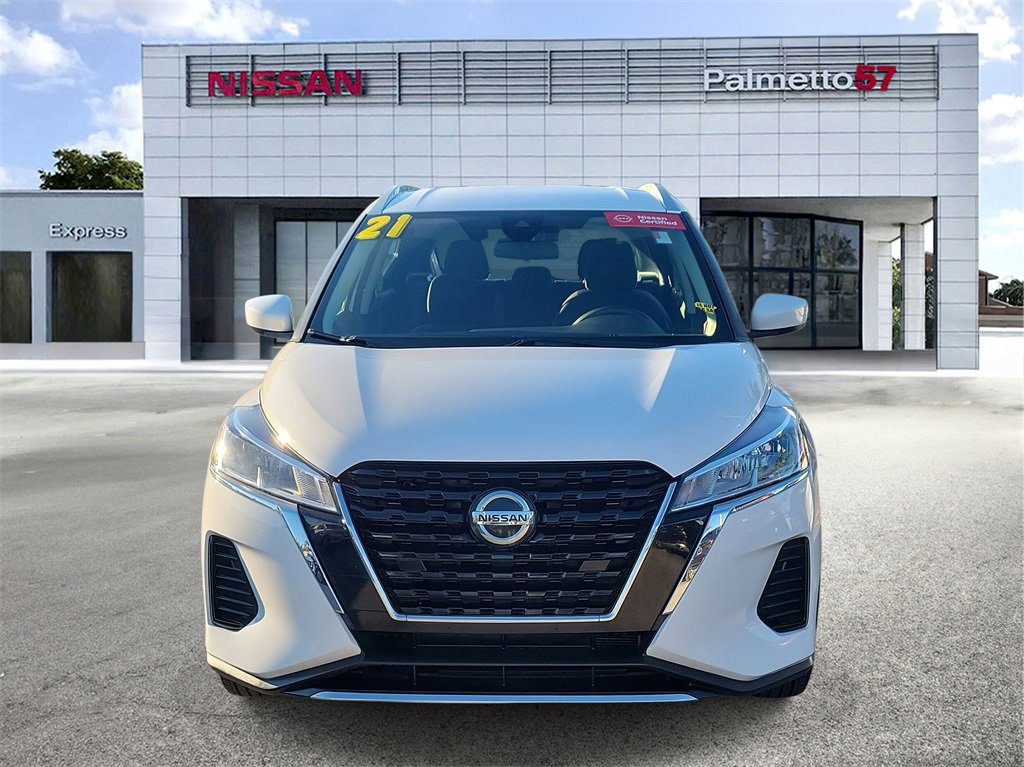 Certified 2021 Nissan Kicks SV image 2