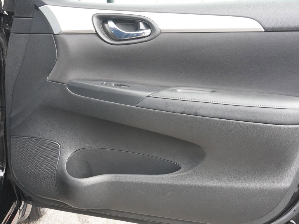 Used 2017 Nissan Sentra S FWD image 16