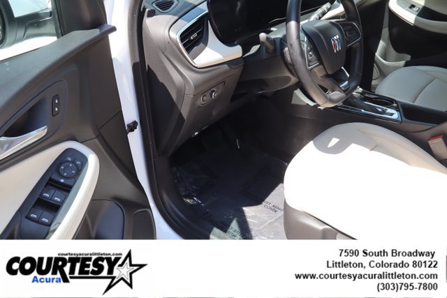 Used 2024 Buick Encore GX Sport Touring AWD/4WD image 21