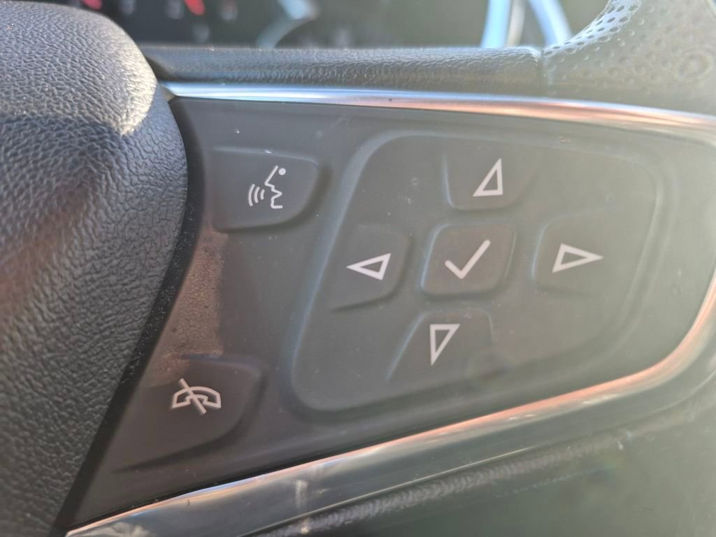 Used 2019 Chevrolet Equinox LT image 21