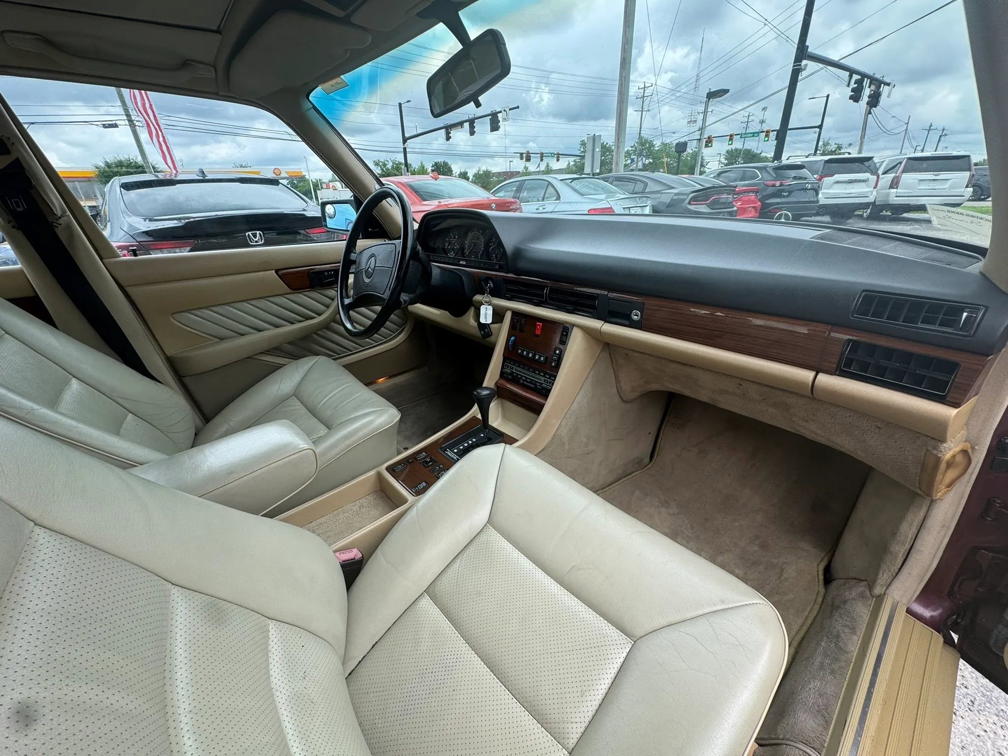Used 1991 Mercedes-Benz 300 SE image 29