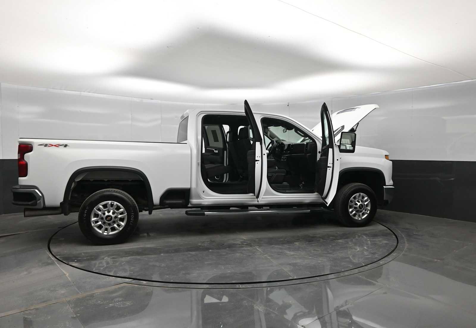 Used 2026 Chevrolet Silverado 2500 LT AWD/4WD image 50