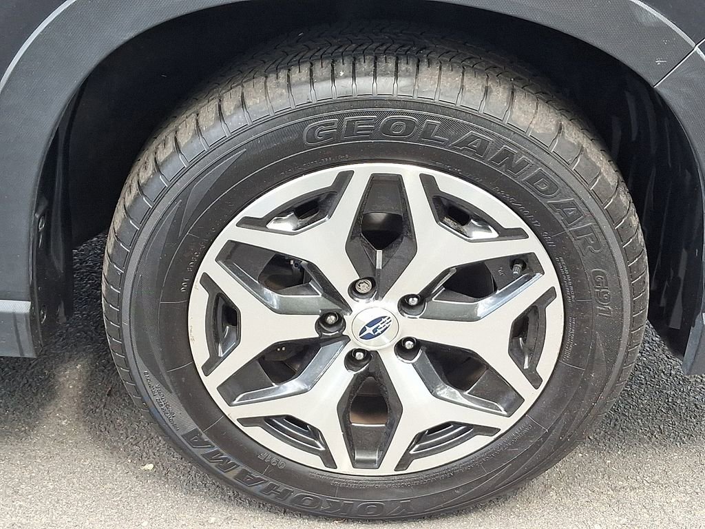 Used 2019 Subaru Forester Premium AWD/4WD image 8