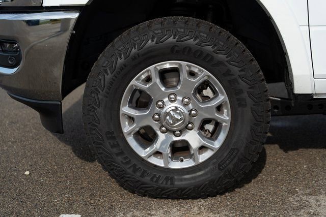 Used 2022 RAM 2500 Laramie AWD/4WD image 9