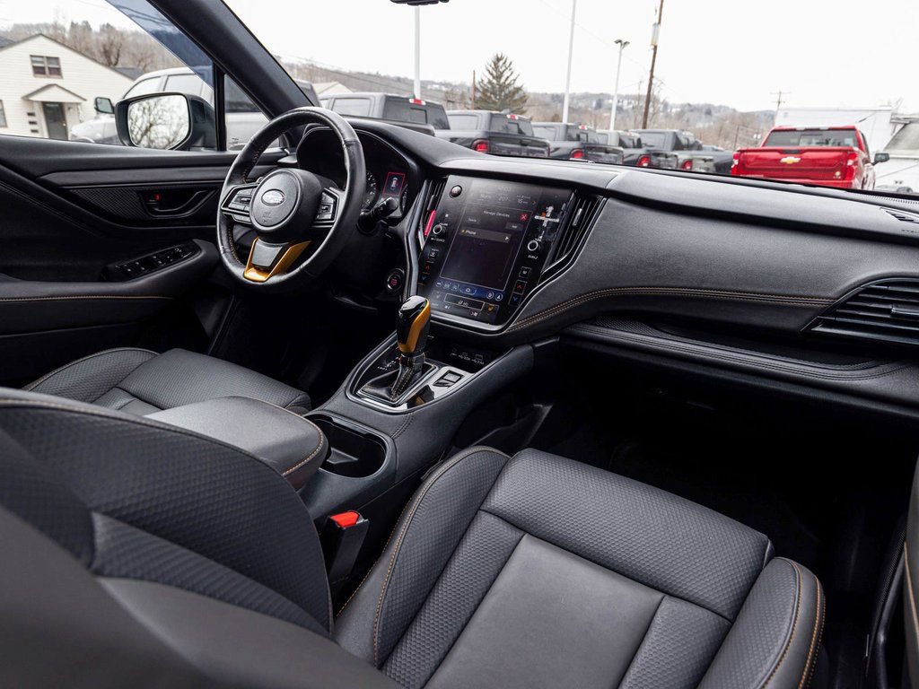 Used 2025 Subaru Outback Wilderness image 32