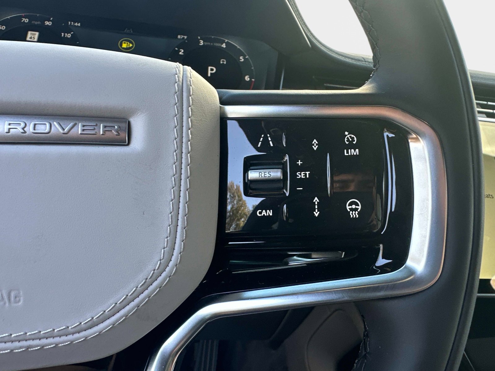New 2026 Land Rover Range Rover Sport SE image 28