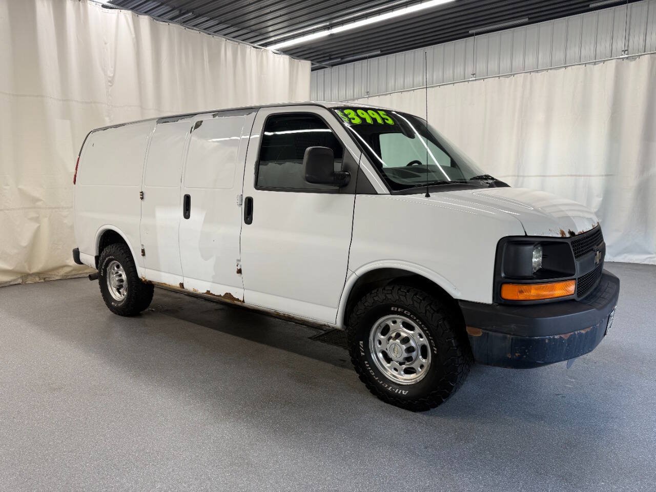 Used 2010 Chevrolet Express 2500 RWD image 5