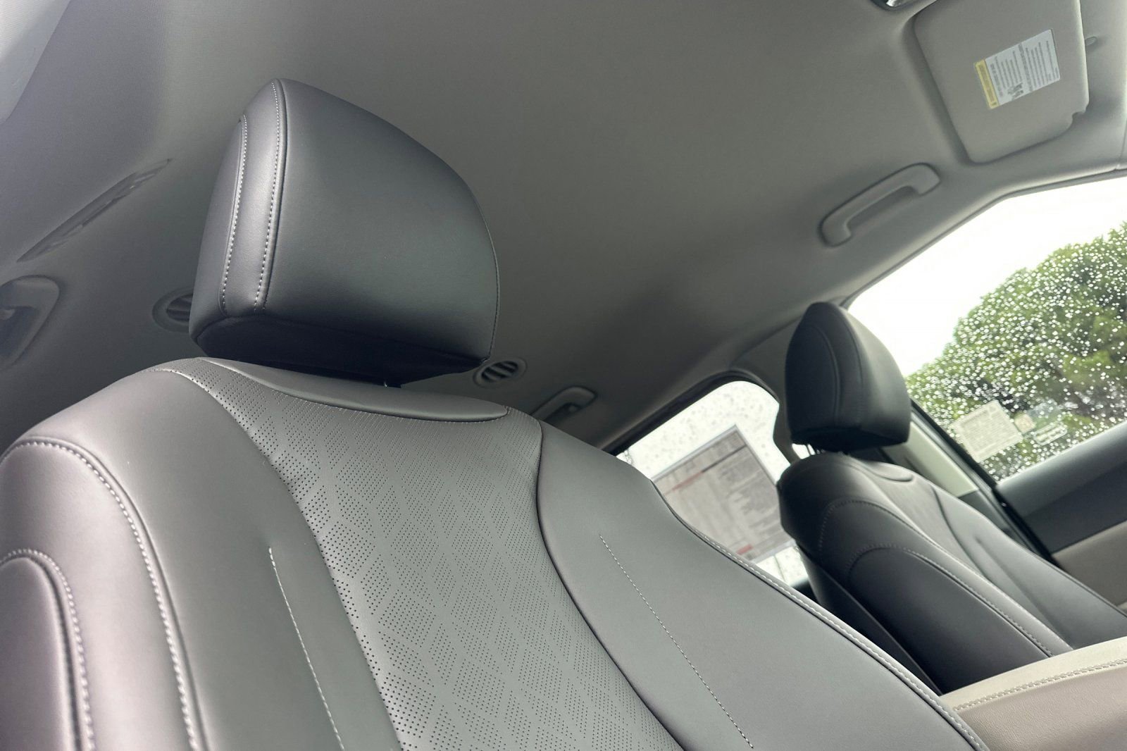 New 2026 Kia Carnival LXS image 18