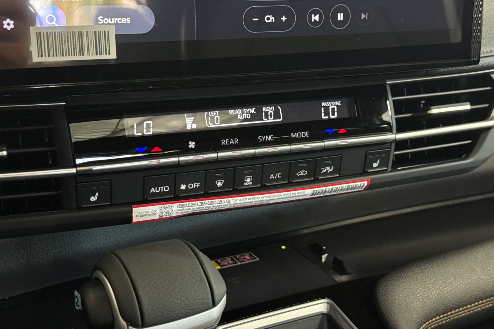 New 2026 Toyota Sienna XLE Woodland Edition AWD/4WD image 26