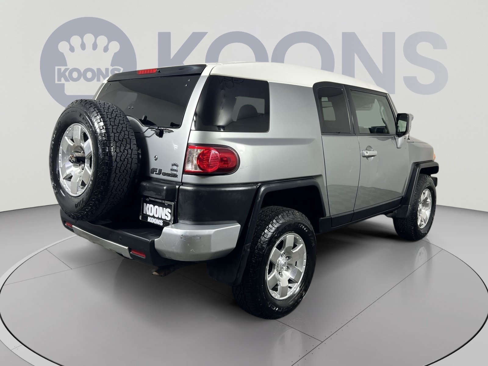 Used 2010 Toyota FJ Cruiser 4WD image 11