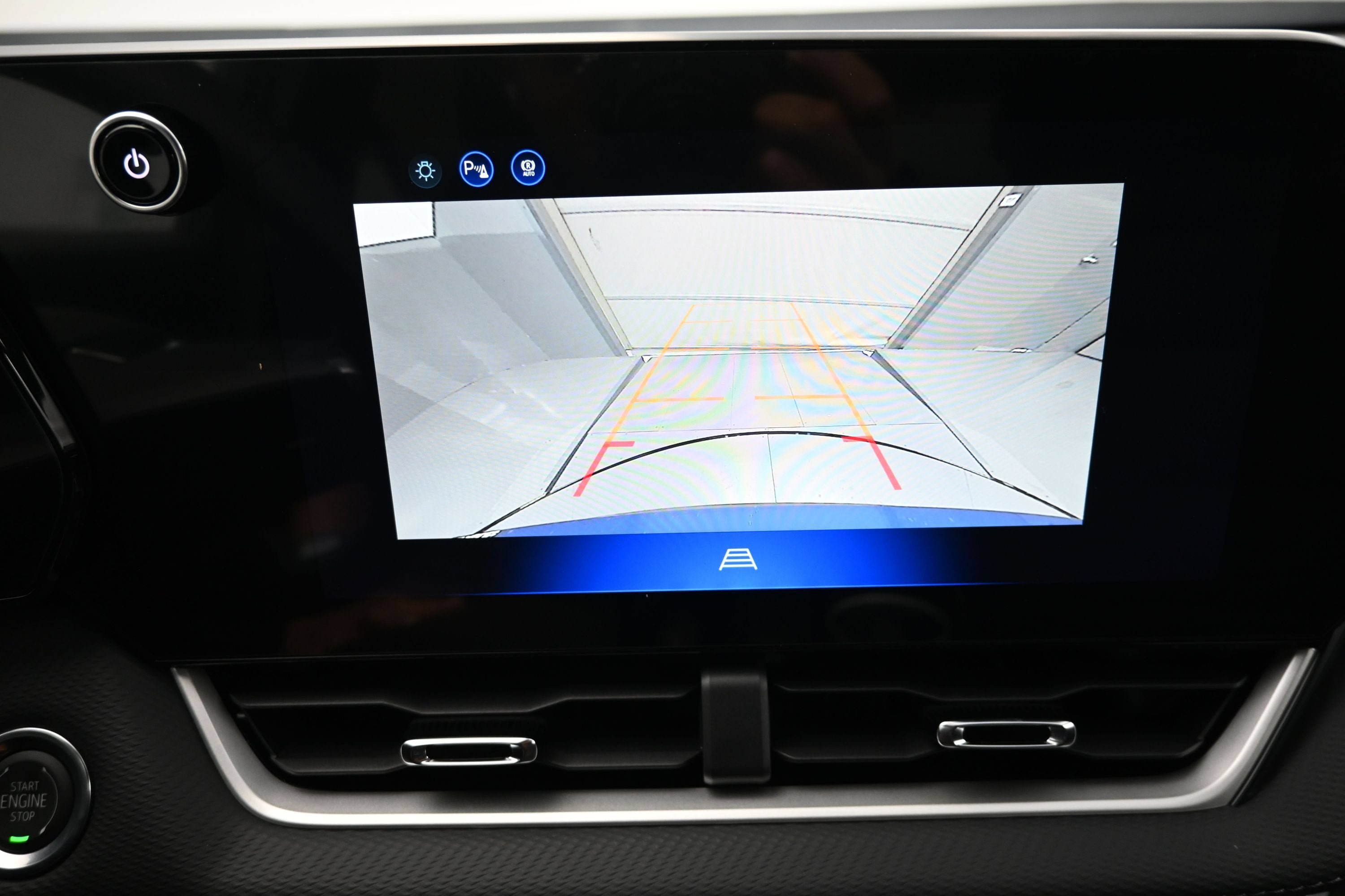 New 2027 Chevrolet Equinox LT w/ Convenience Package II FWD image 18