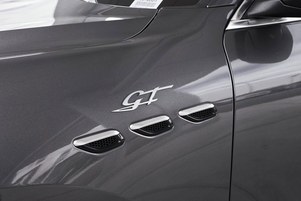 Used 2023 Maserati Grecale GT image 7