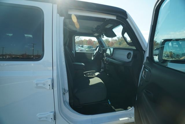 New 2026 Jeep Wrangler Unlimited Sport AWD/4WD image 18