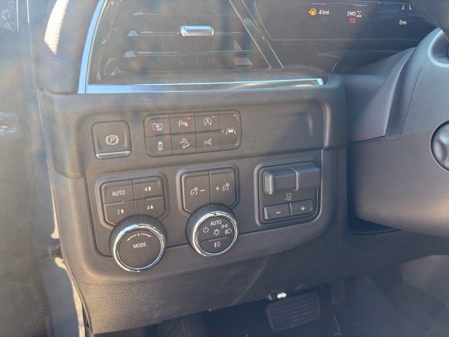 New 2026 Chevrolet Tahoe High Country w/ Sun And Tow Package AWD/4WD image 22