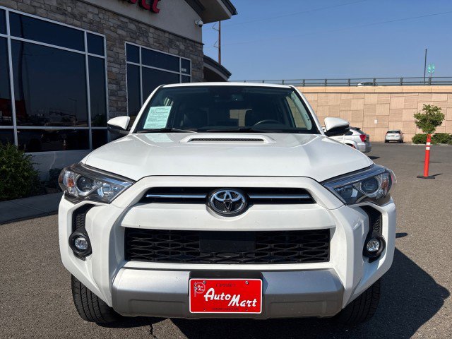 Used 2024 Toyota 4Runner TRD Off-Road Premium image 7