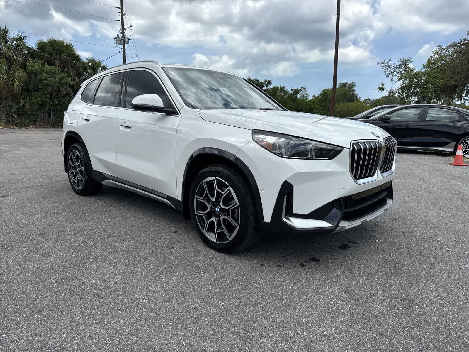 Used 2025 BMW X1 xDrive28i w/ Convenience Package AWD/4WD image 12