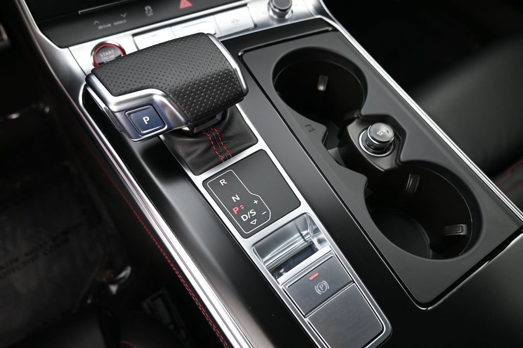 Used 2023 Audi RS 6 AWD/4WD image 23