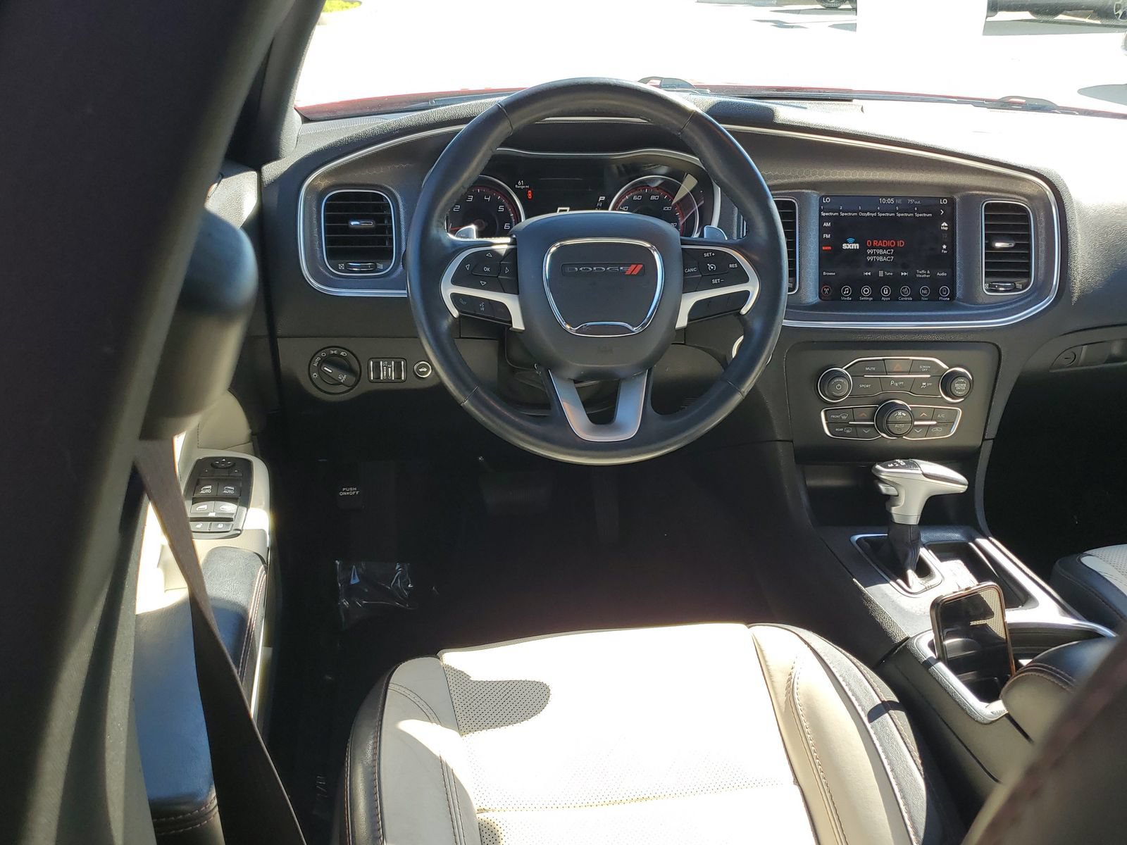 Used 2017 Dodge Charger SXT w/ AWD Plus Group image 10