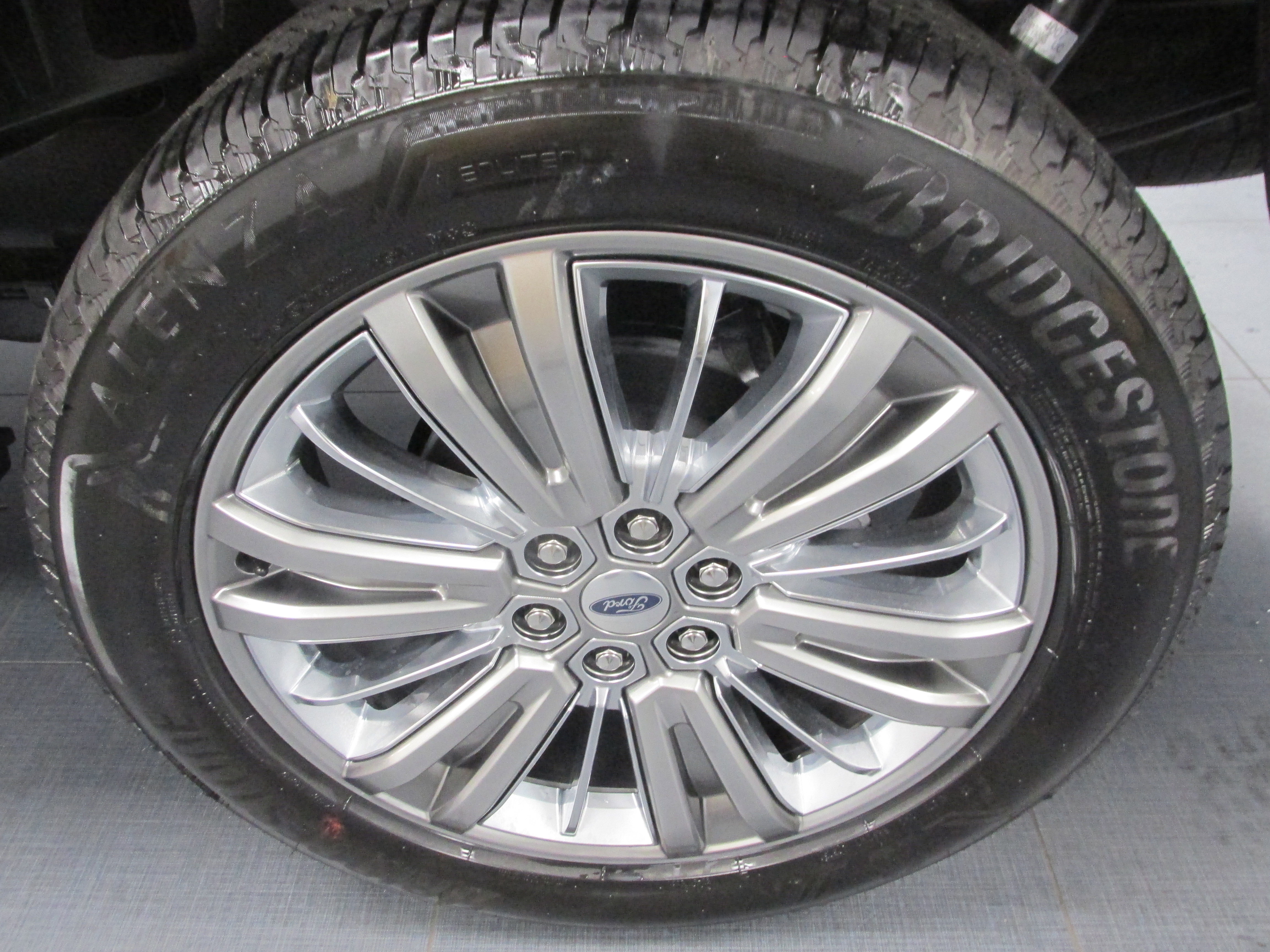 New 2025 Ford F150 Platinum image 12