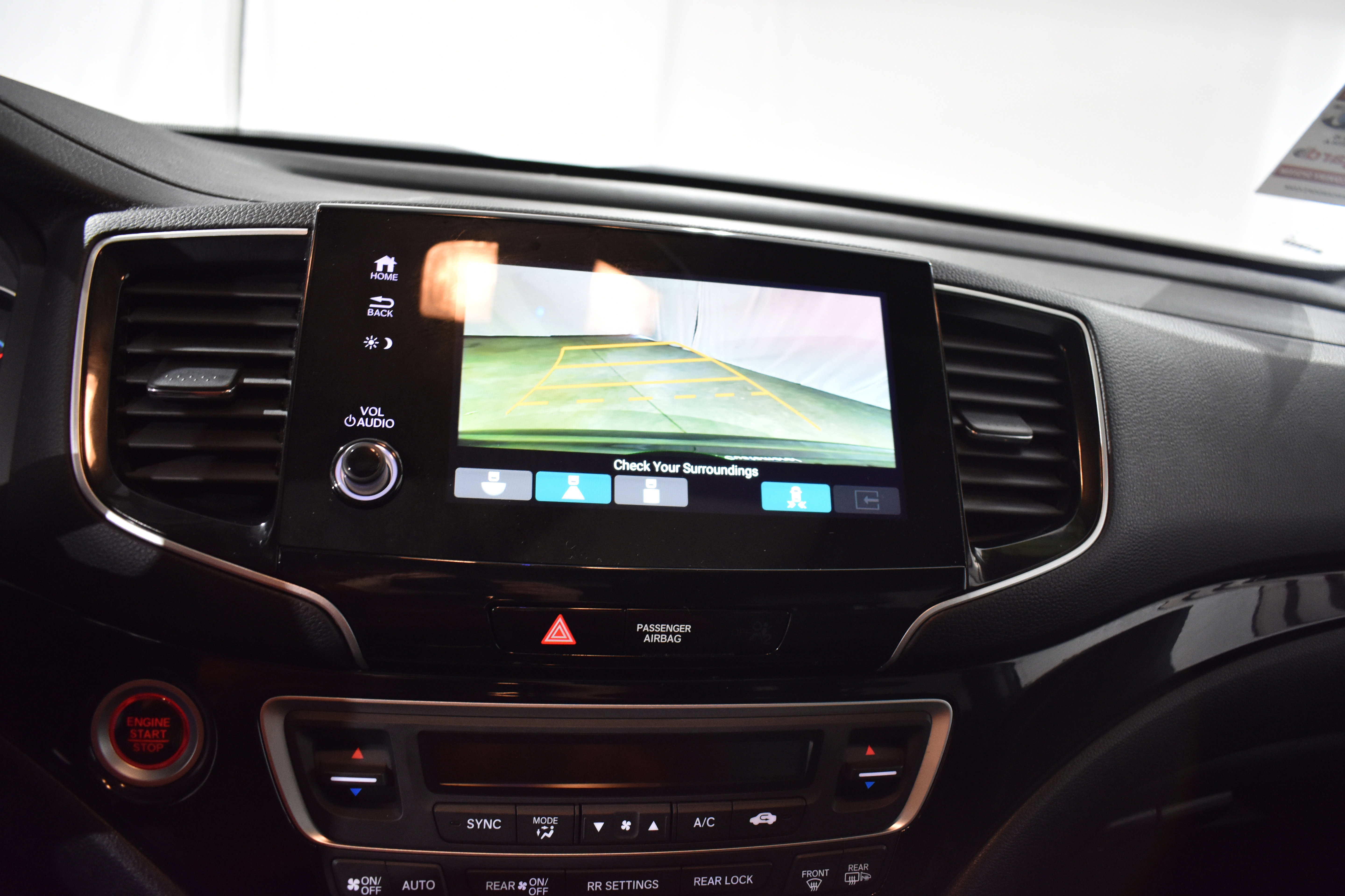 Certified 2021 Honda Pilot Touring image 23