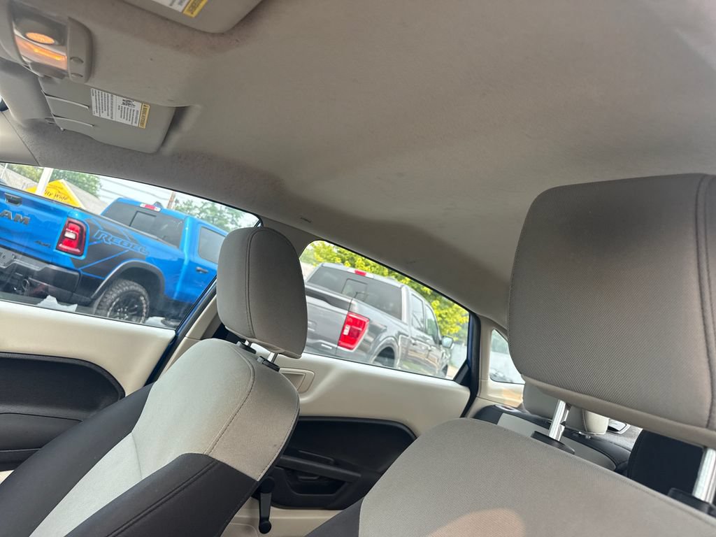 Used 2011 Ford Fiesta S FWD image 21
