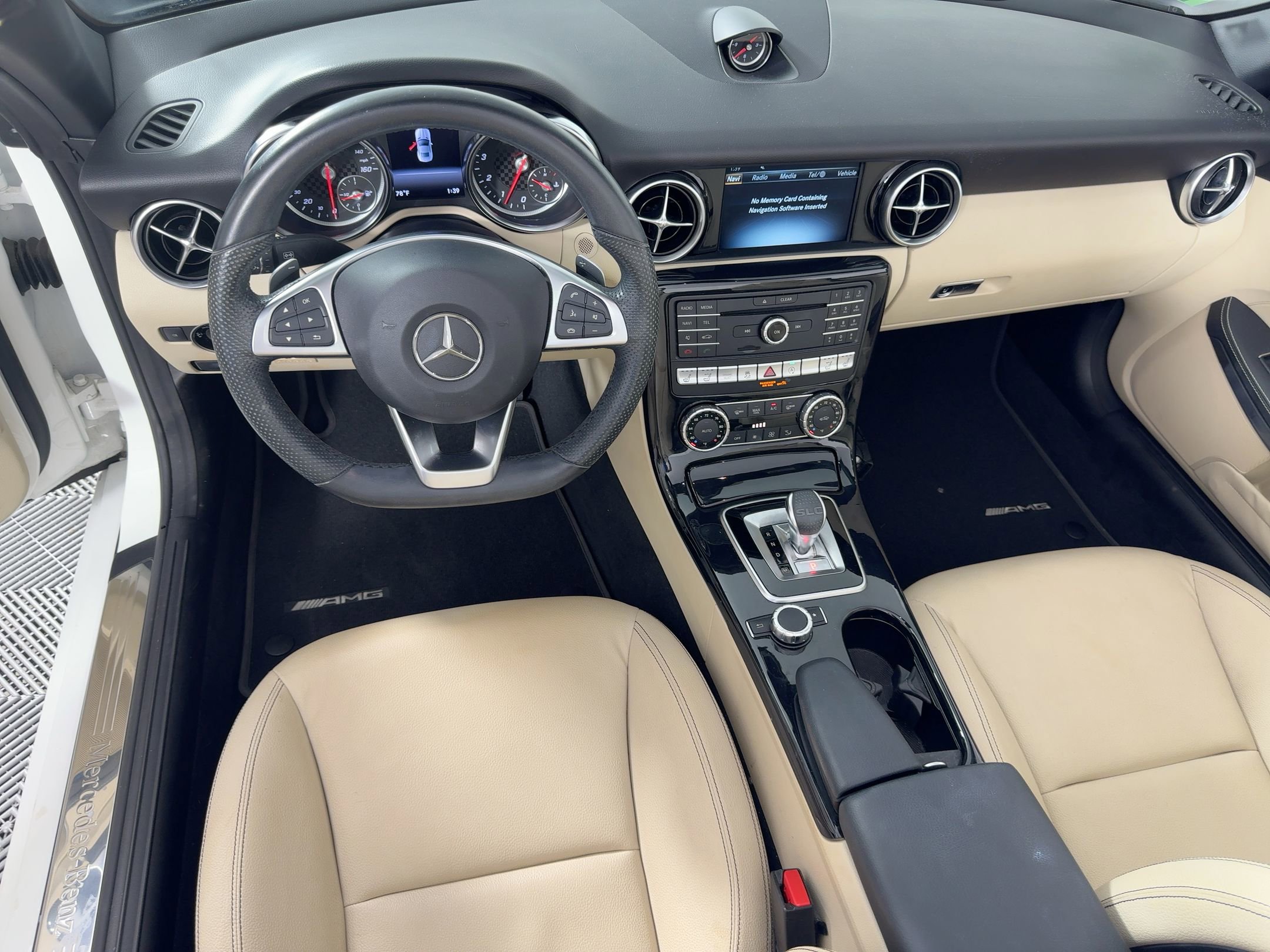 Used 2020 Mercedes-Benz SLC 300 image 26