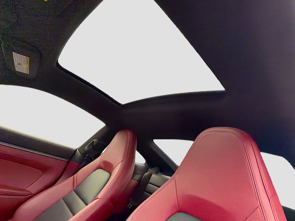 Used 2020 Porsche 911 Carrera 4S w/ Premium Package image 26