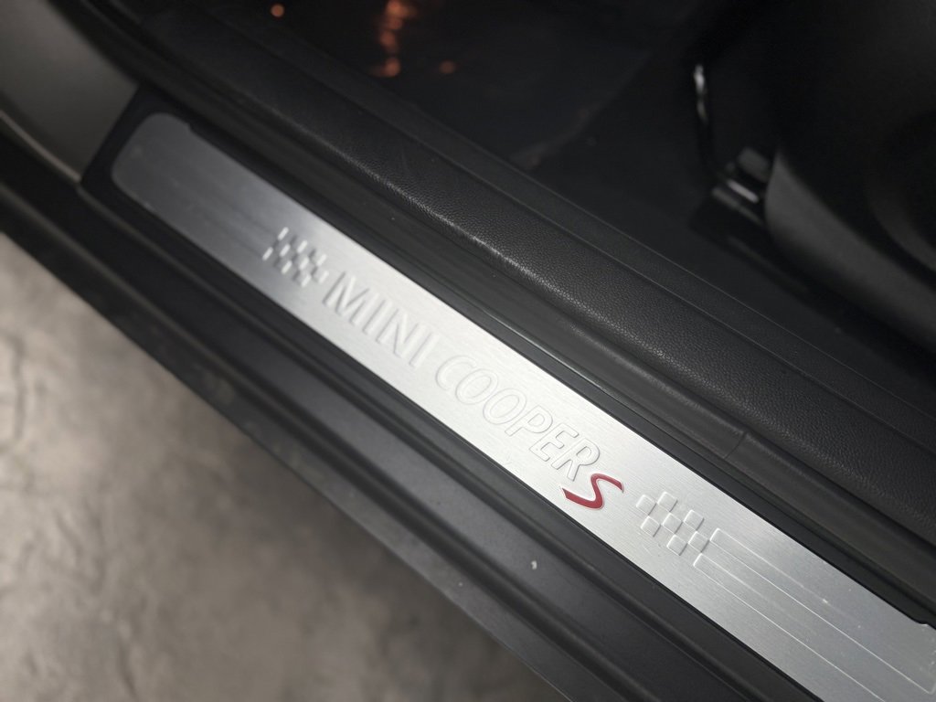 Used 2020 MINI Cooper Clubman S w/ Storage Package image 9