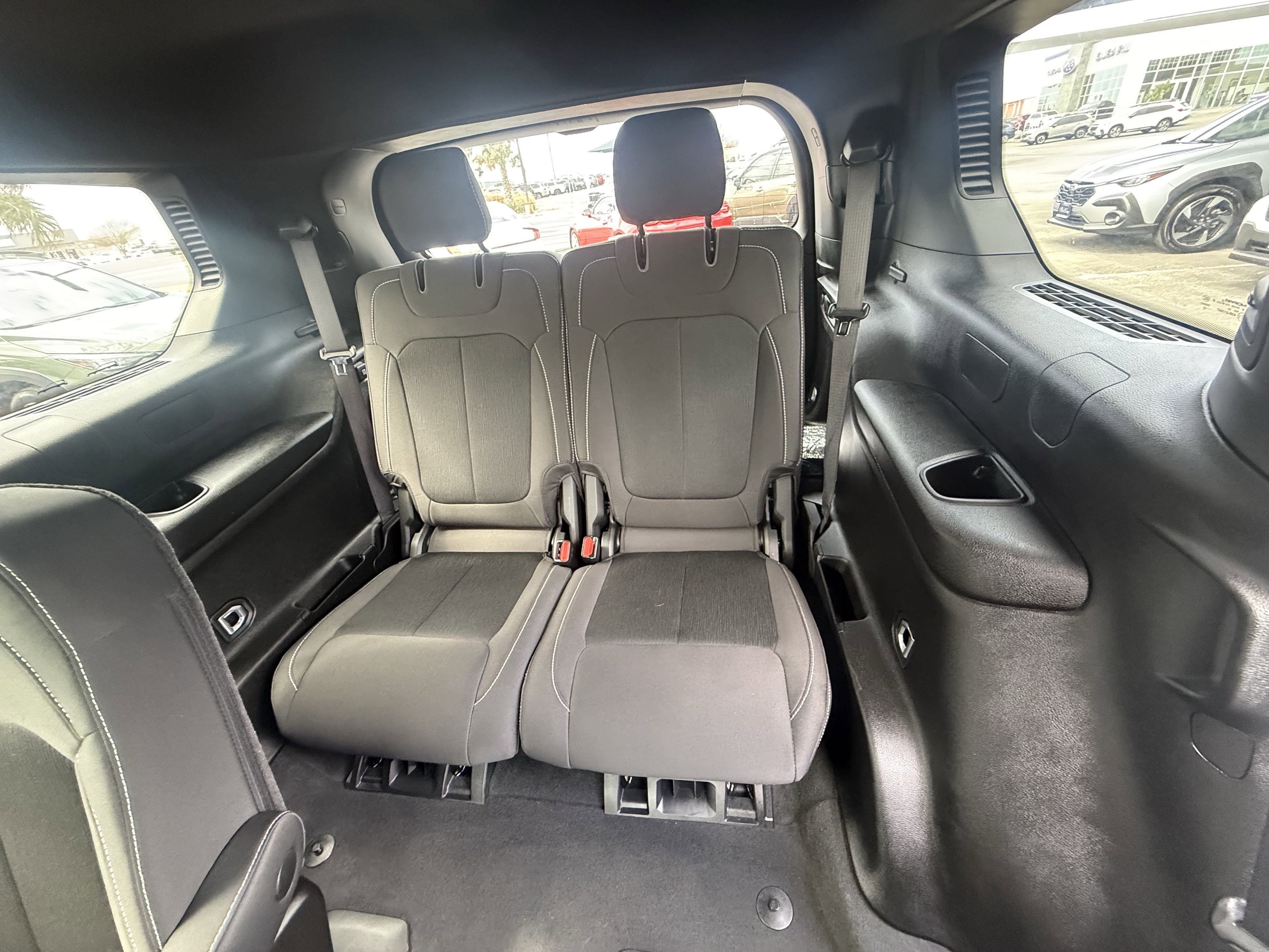 Used 2024 Jeep Grand Cherokee L Laredo image 13