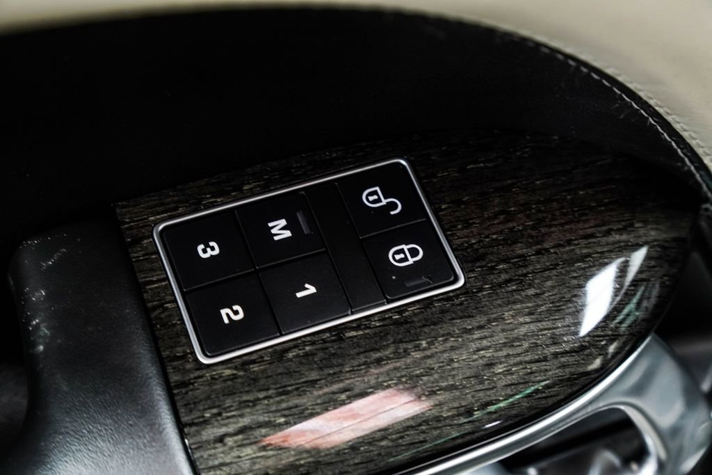 Used 2020 Land Rover Range Rover Sport Autobiography image 40