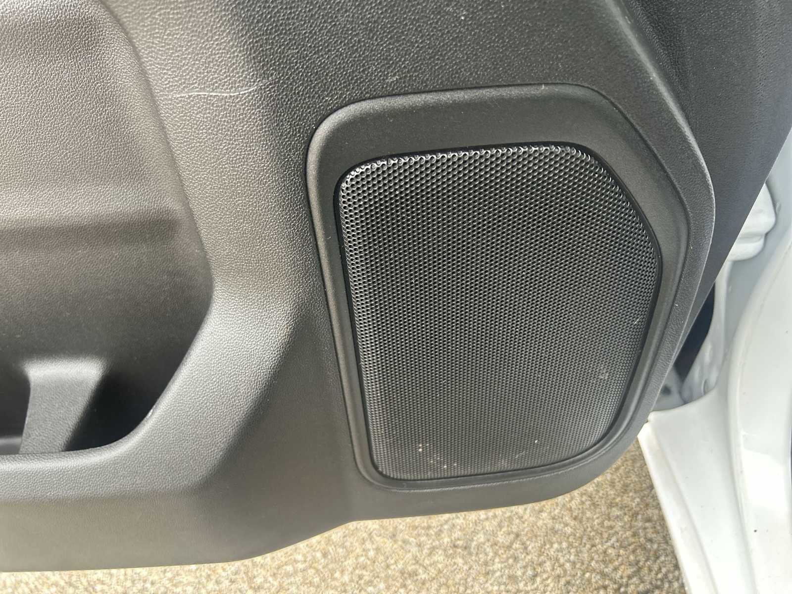 Used 2022 GMC Sierra 2500 Pro w/ Fleet Convenience Package image 21