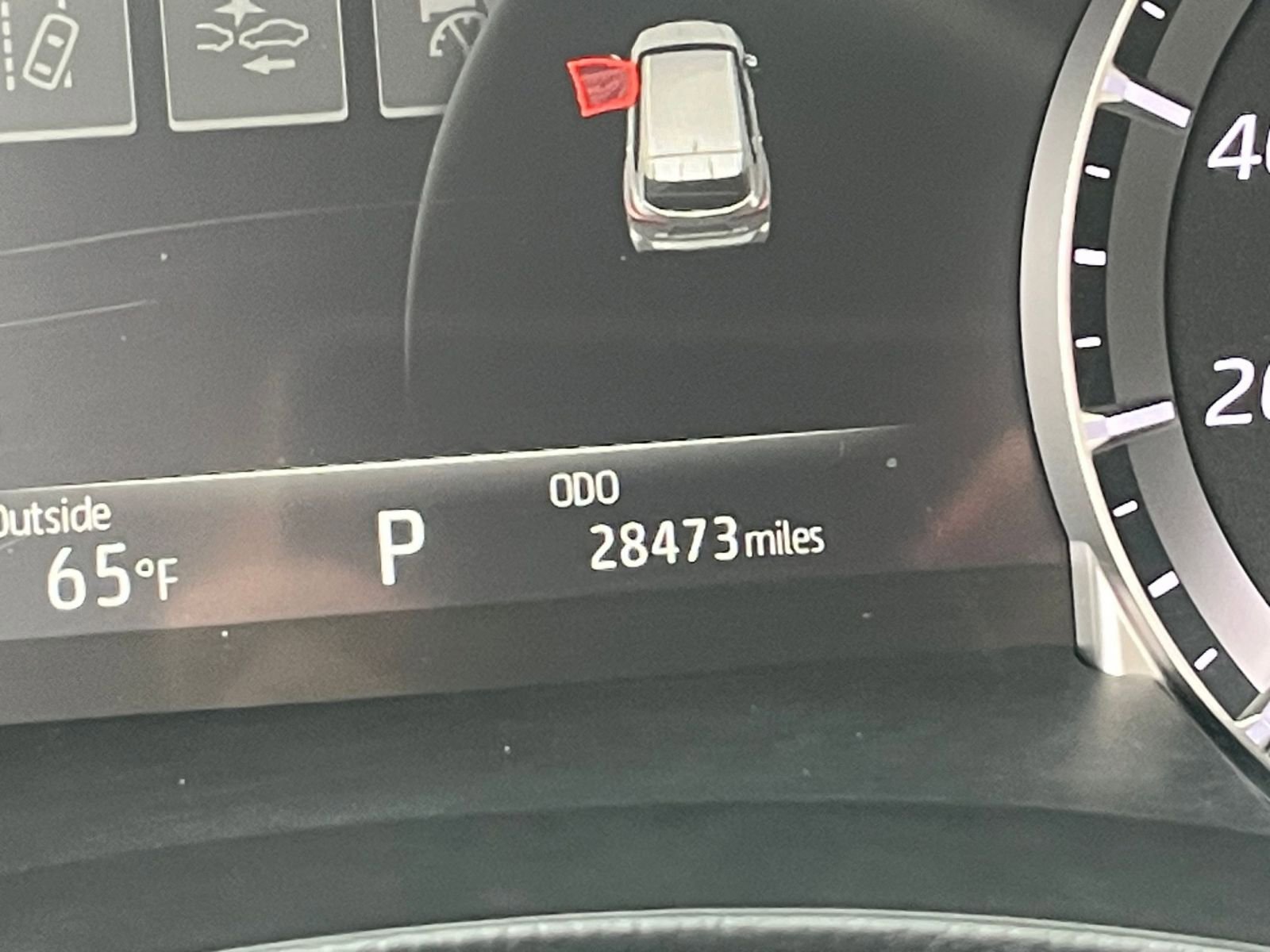 Used 2025 Toyota Highlander LE FWD image 42