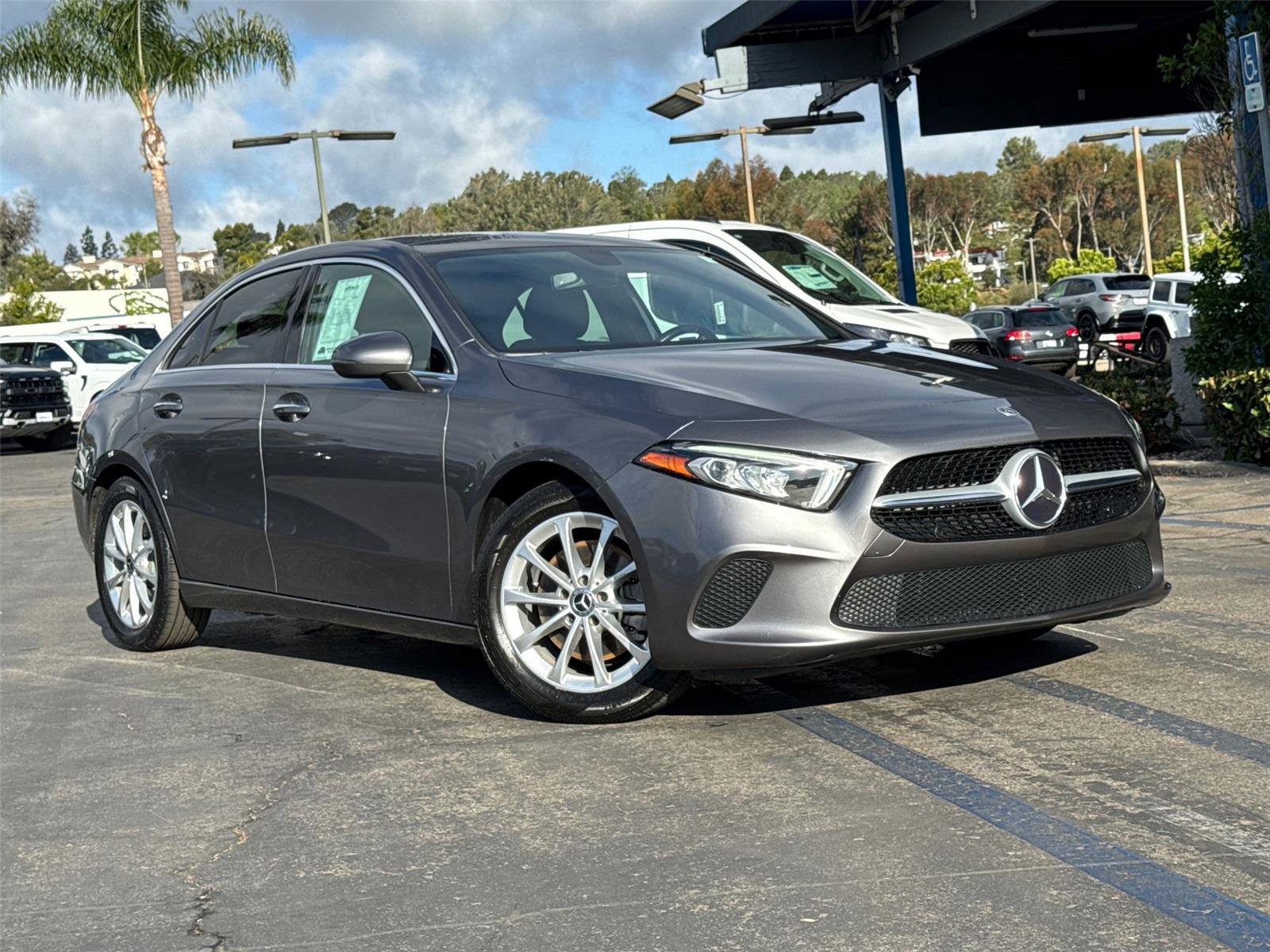 Used 2021 Mercedes-Benz A 220 image 2