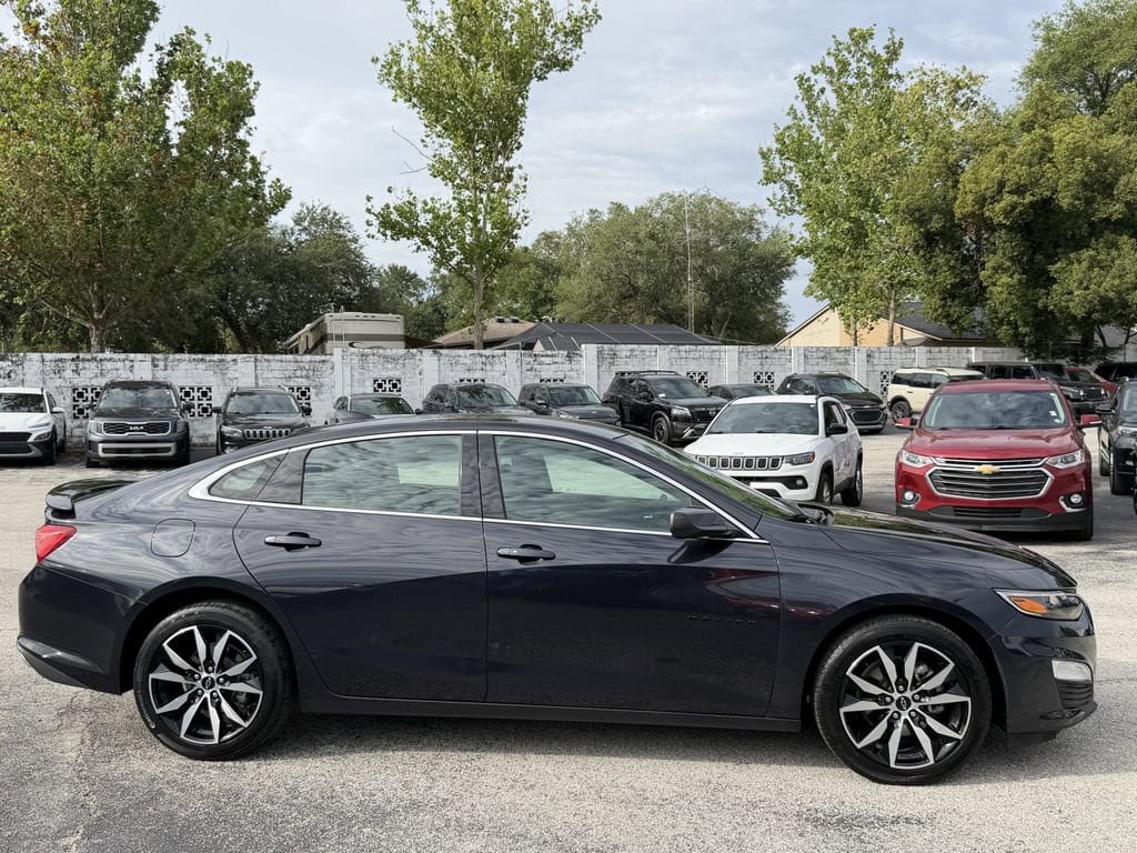 Certified 2022 Chevrolet Malibu RS FWD image 4