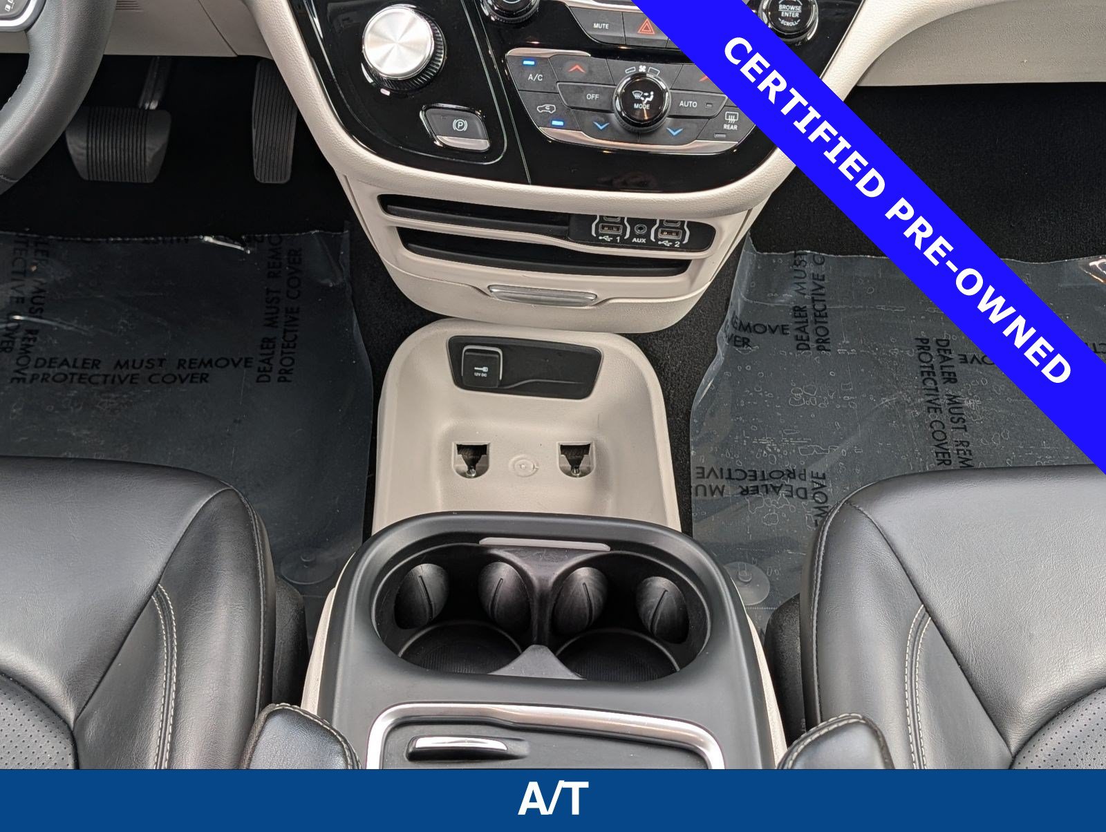Used 2023 Chrysler Pacifica Touring-L FWD image 22