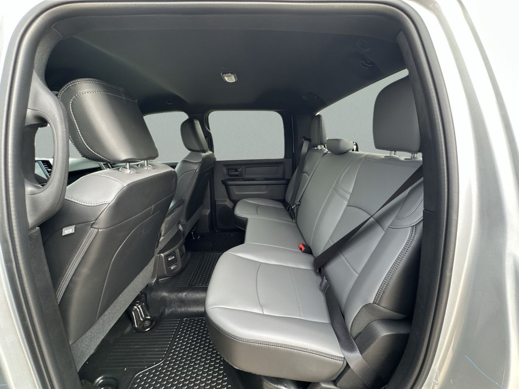 New 2027 RAM 3500 Tradesman AWD/4WD image 24