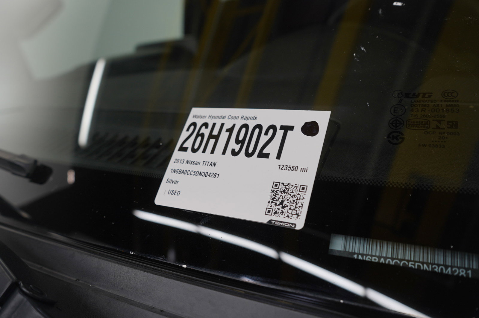 Used 2013 Nissan Titan SV w/ SV Value Truck Pkg image 28