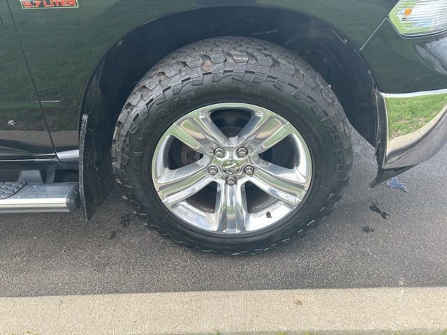 Used 2017 RAM 1500 Classic SLT w/ SLT Plus D￩cor Group AWD/4WD image 43