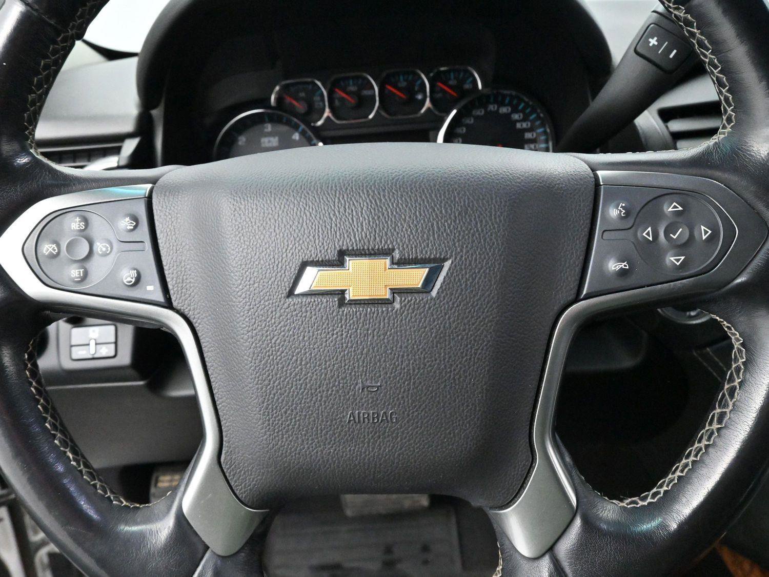 Used 2019 Chevrolet Suburban Premier AWD/4WD image 21