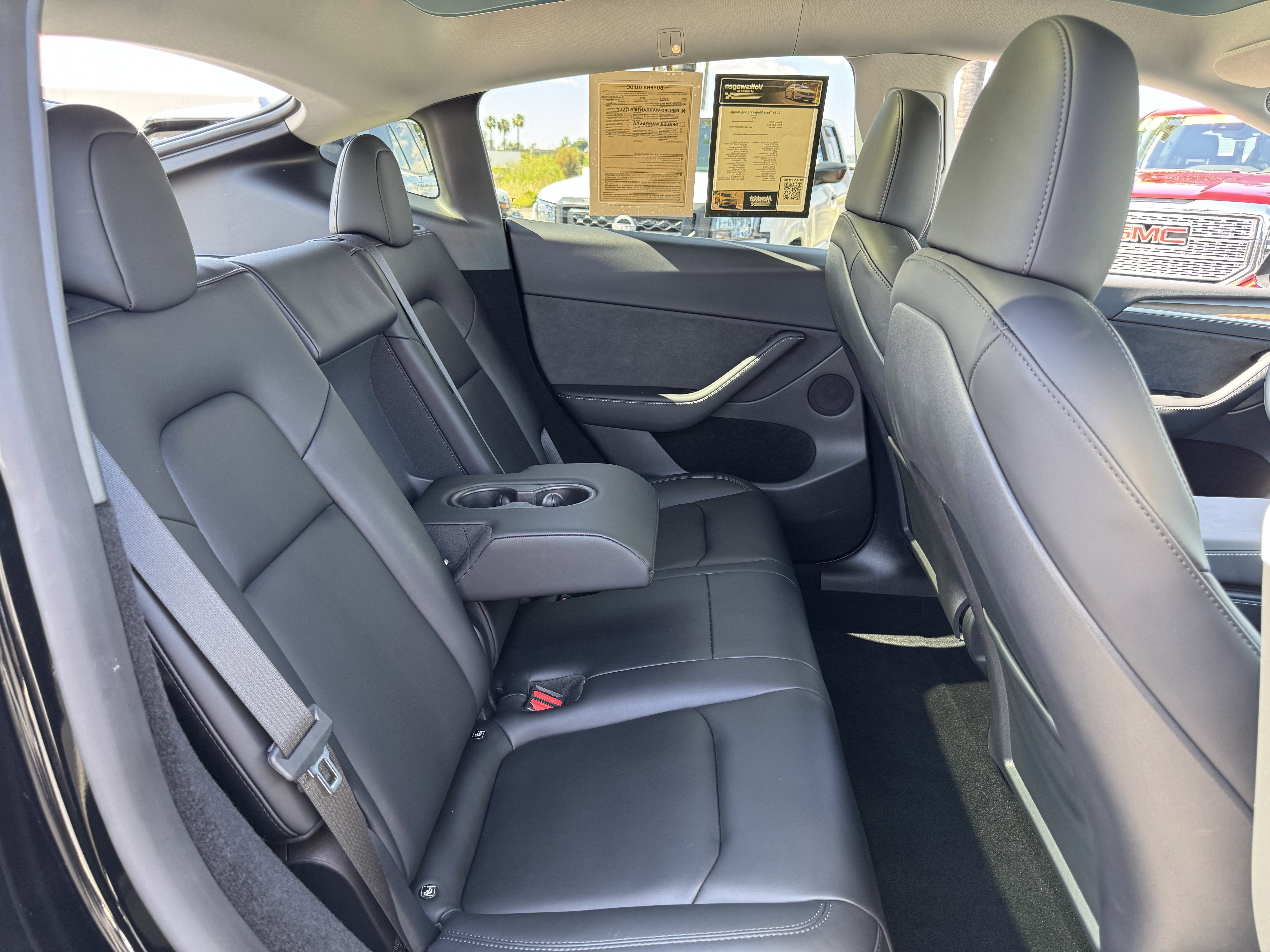 Used 2024 Tesla Model Y Long Range image 33