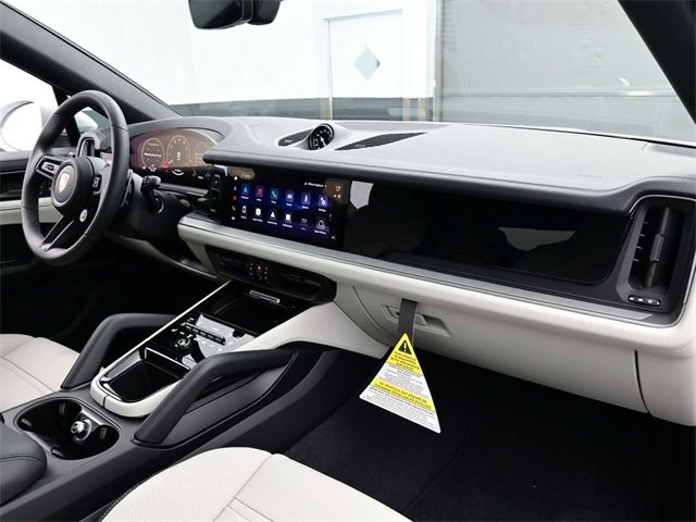 New 2026 Porsche Cayenne Coupe image 20
