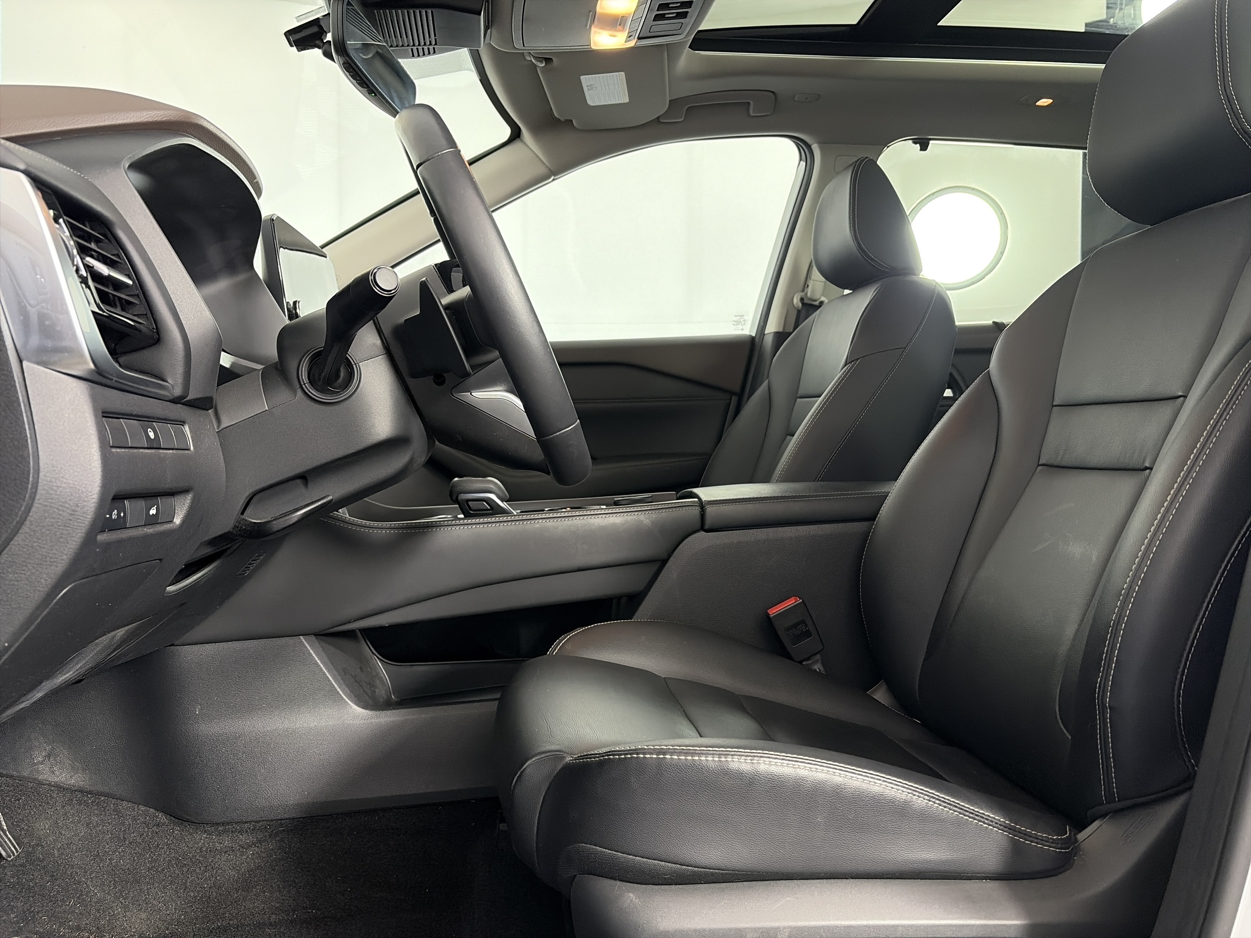 Used 2023 Nissan Rogue SL w/ SL Premium Package AWD/4WD image 6
